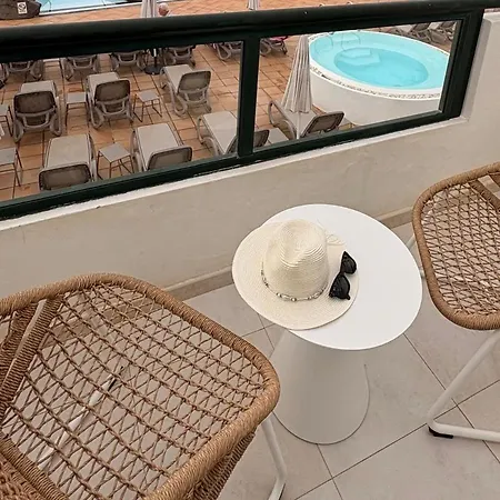 Pocillos Playa, Solo Adultos 酒店 卡门港